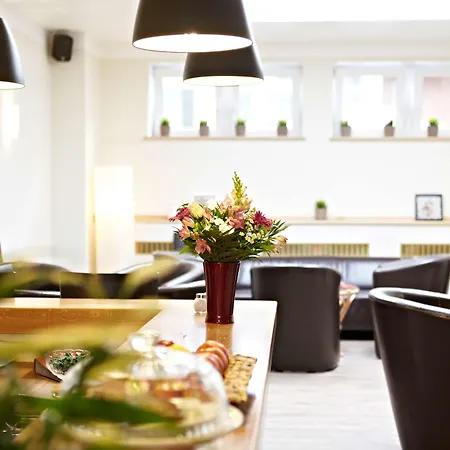 Hotel Ostseehalle Kiel by Premiere Classe-2